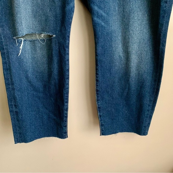 Torrid Super high rise 5 button raw hem cropped denim jeans size 22 Short EUC - Picture 3 of 5
